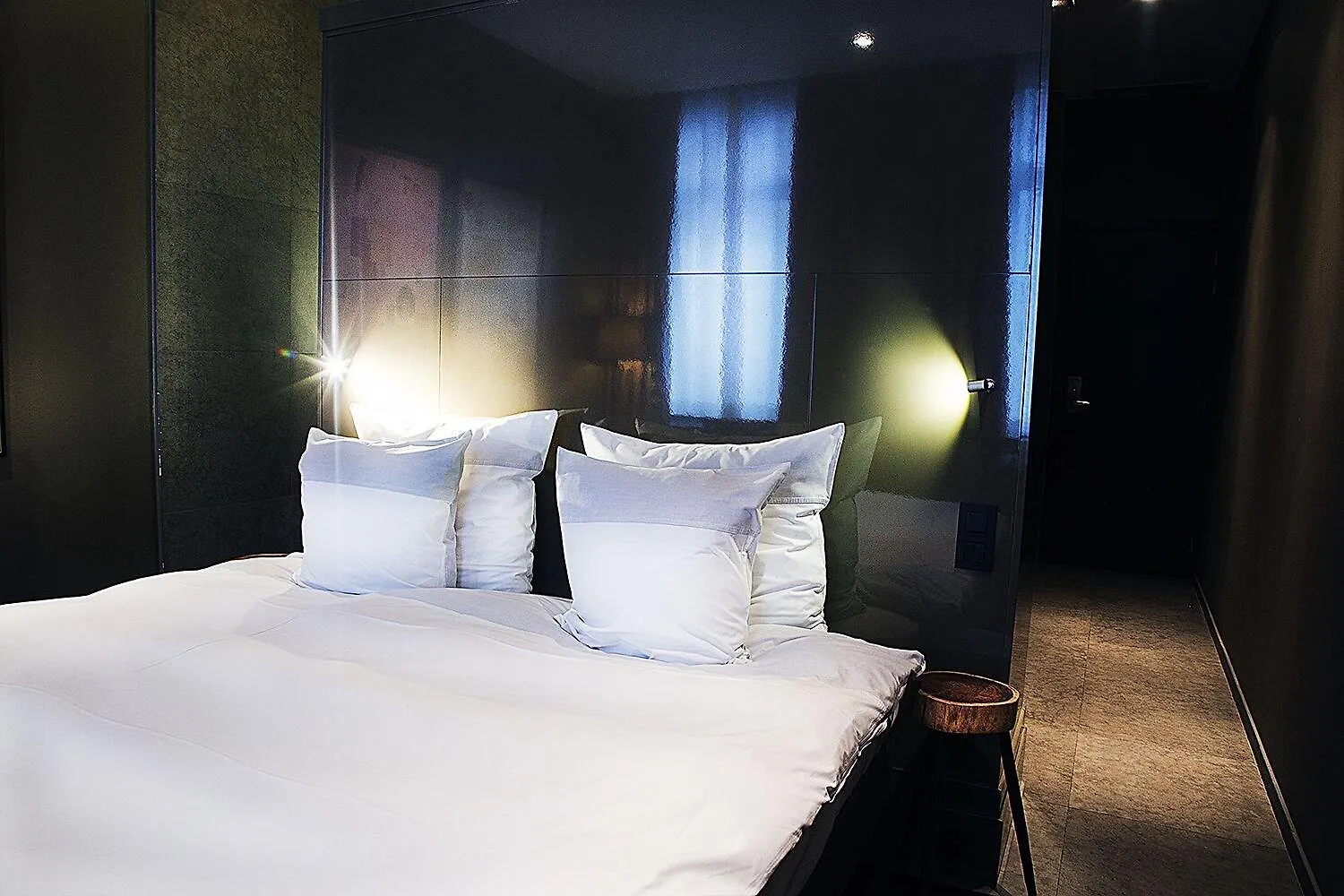 Hotel Les Nuits Antwerp 4*,  Belgium