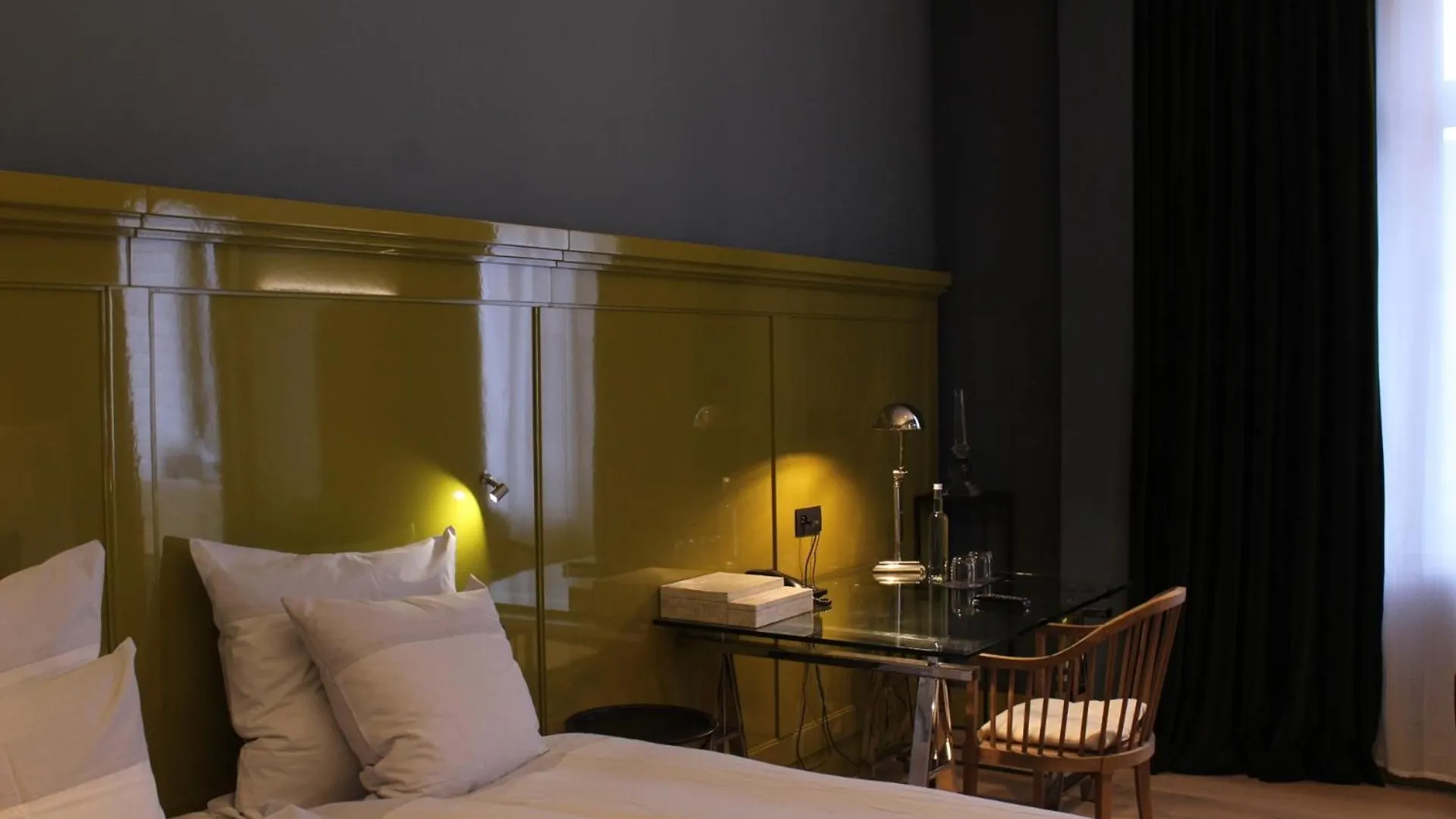 ****  Hotel Les Nuits Antwerp Belgium
