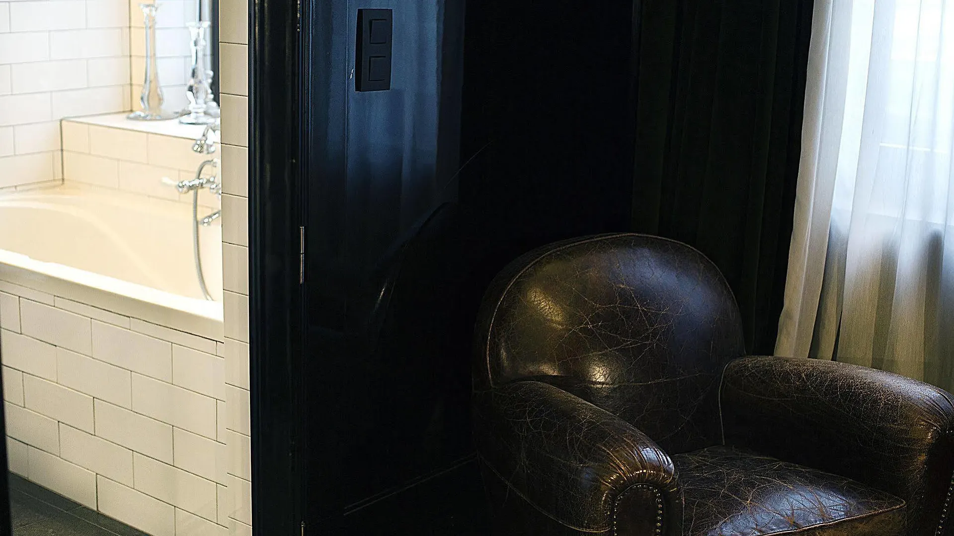 Hotel Les Nuits Antwerp 4*,
